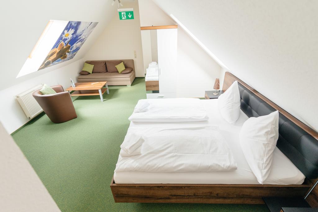 Hotel Rhoenhof Hünfeld Exteriér fotografie
