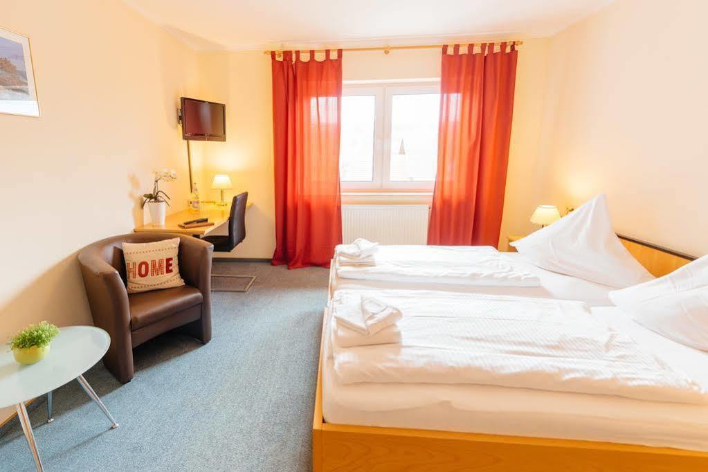 Hotel Rhoenhof Hünfeld Exteriér fotografie
